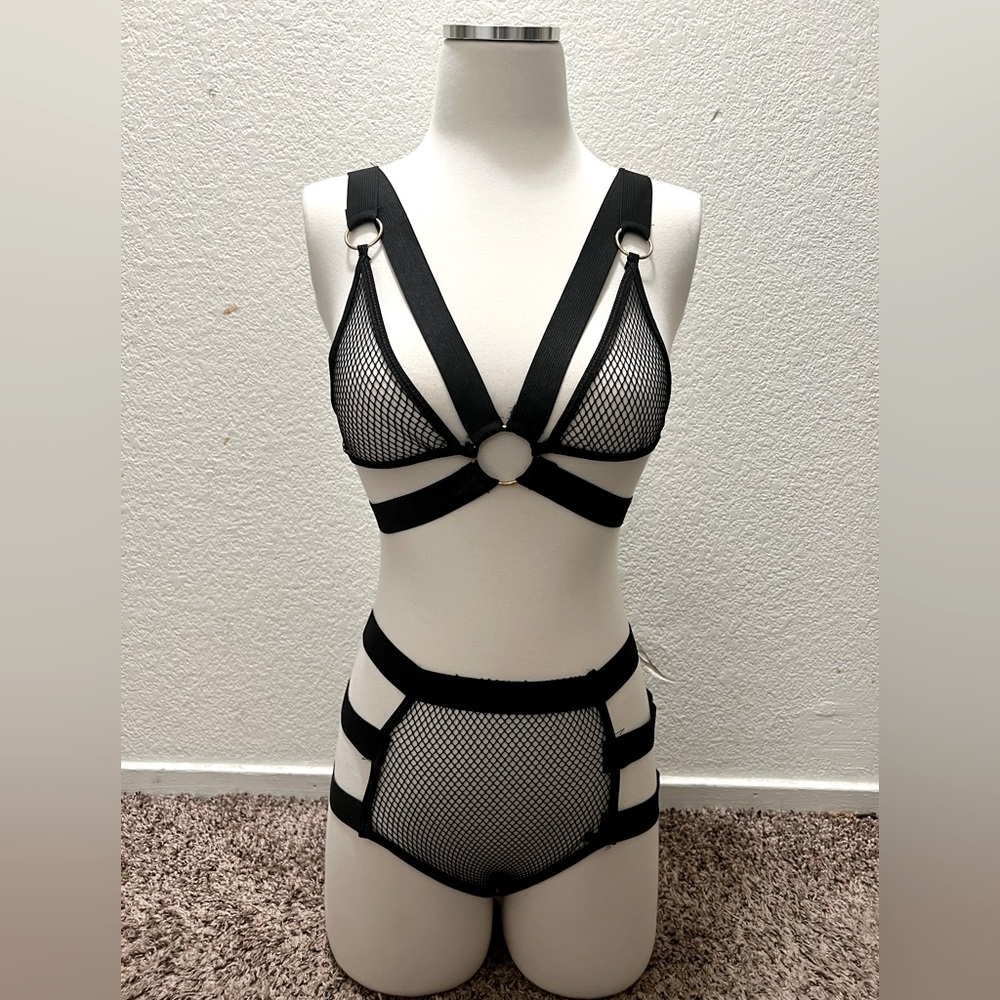 Starline Black Fishnet Strapped Bralette 3 Piece Set w/ Mask NEW Womens Sz M/L
